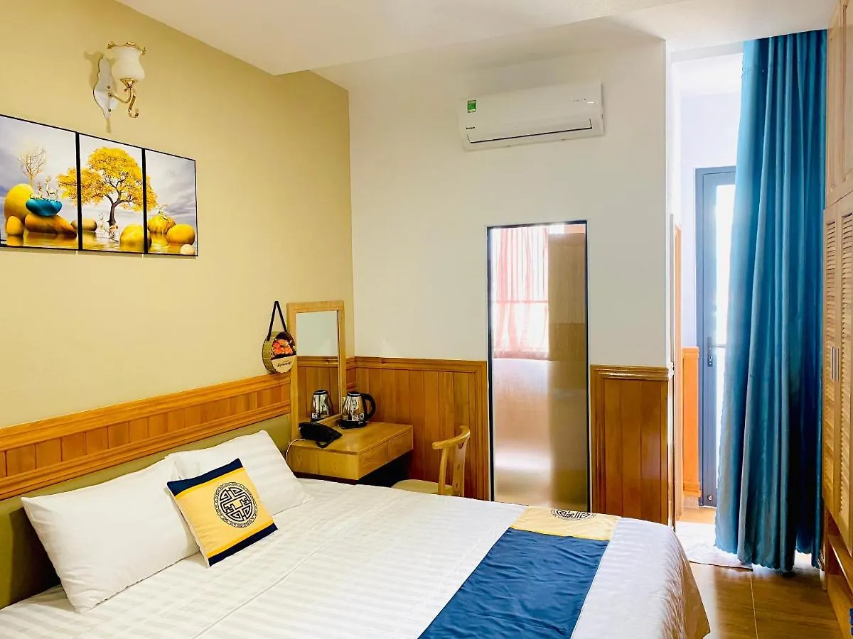 Sea Night Hotel 판티엣